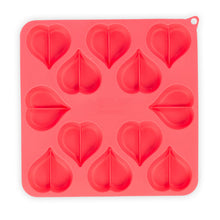 Load image into Gallery viewer, MESSY MUTTS BAKE/FREEZE TREAT MOLD HEART 2PK