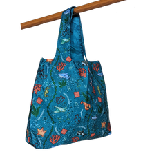 Load image into Gallery viewer, FLUFF &amp; TUFF TOTE BAG SWIMMERS &amp; SPLASHERS
