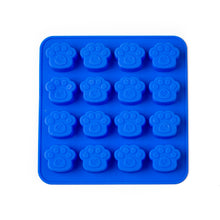Load image into Gallery viewer, BIG COUNTRY RAW SILICONE MOLD PAW SM
