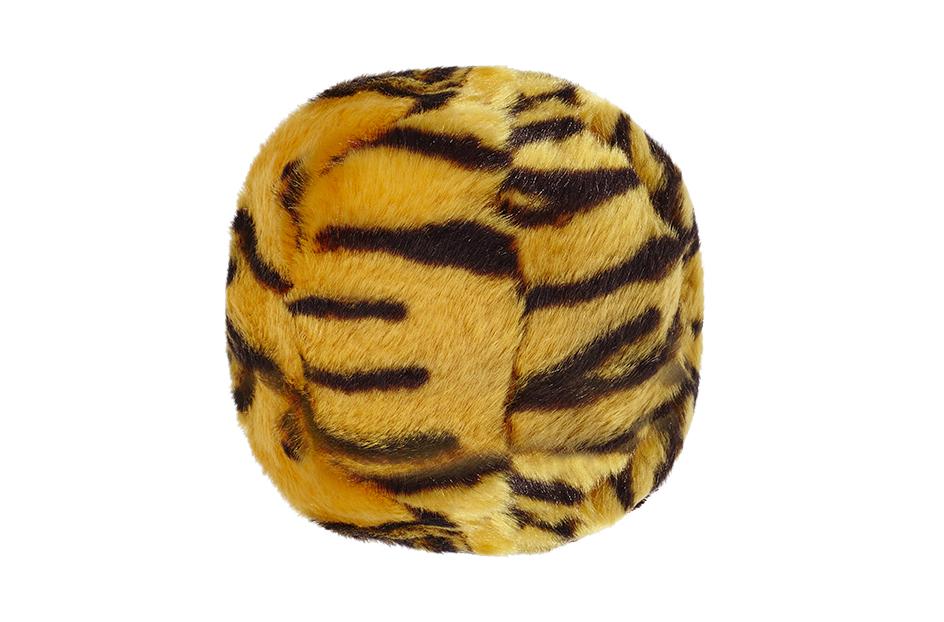 FLUFF & TUFF TIGER BALL MED 5.5