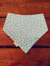 Load image into Gallery viewer, COCONUT COLLARS BANDANA SM
